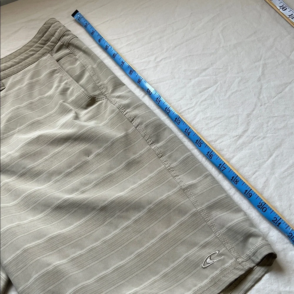 O’Neill Crossover khaki board shorts 34